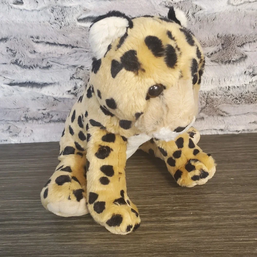 Aurora Destination‎ Nation Sitting Cheetah Plush 11
